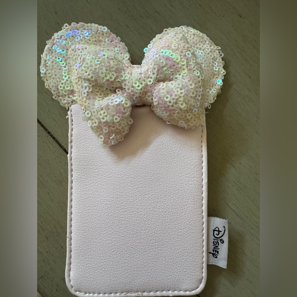 Disney Loungefly Minnie Wallet - Picture 3 of 4